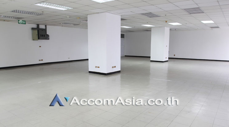 7  Studio Office Space For Rent in Charoen Nakhon ,Bangkok BTS Krung Thon Buri at Thai Sri Tower AA17855